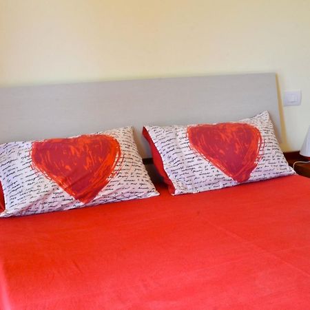 B&B Sotto Le Stelle Фано Экстерьер фото