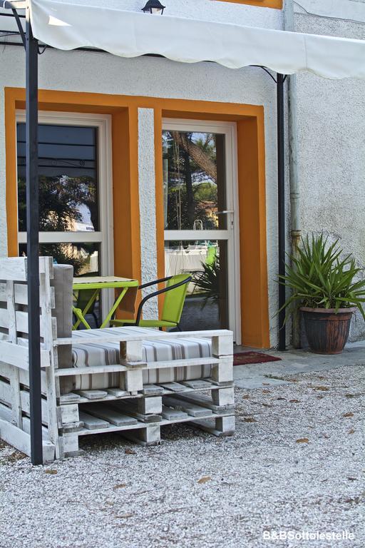 B&B Sotto Le Stelle Фано Экстерьер фото